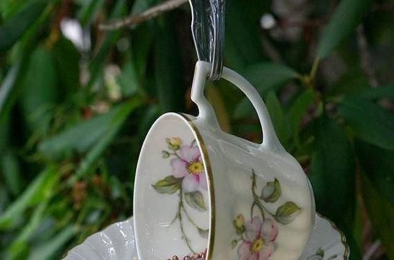 vintage tea cup bird feeder  #gardening art, #gardening for beginners, gardening party, gardening plans  #animals #goat #sheep #dogs #cats