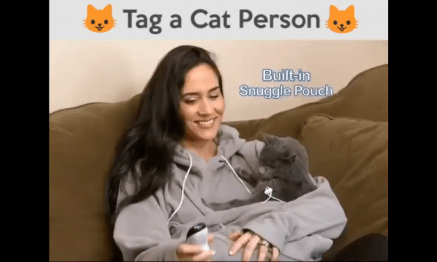 The ultimate way to cuddle your dog, cat, cute beloved animal!!   Check Your Perfect Size in Chart Given Below  Suitable for pets:dogs,