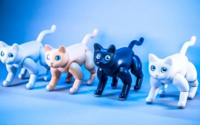Robot kitties and smart trash cans are getting buzz at CES 2020