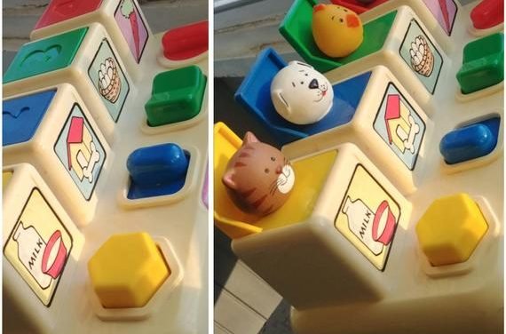 Vintage 80s Shelcore Pop Up Pets with handle – 1984 colorful learning toy, colors, animals, food, numbers, poppin action toys